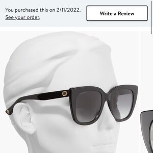 Guccis sunglasses